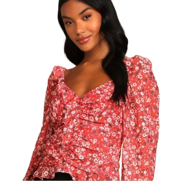 Lulus Women’s floral print ruched long sleeve top Feminine romantic  size large - Picture 1 of 14